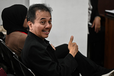 Tersangka kasus dugaan fitnah dan pencemaran nama baik terkait keaslian ijazah Presiden ke-7 RI Joko Widodo, Roy Suryo menghadiri sidang perdana praperadilannya di Pengadilan Negeri Jakarta Selatan, Jakarta, Senin (29/6/2026). Foto: ANTARA FOTO/Fauzan