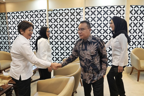 Wakil Ketua DPR Sufmi Dasco Ahmad memimpin rapat koordinasi dengan Kepala BGN Nanik S Deyang dan Wakil Kepala BGN Agustina Arumsari dan Mayjen TNI (Purn.) Trenggono di ruang rapat pimpinan Gedung Nusantara III Senayan, Jakarta, Senin (29/6/2026). Foto: Instagram/ @sufmi_dasco