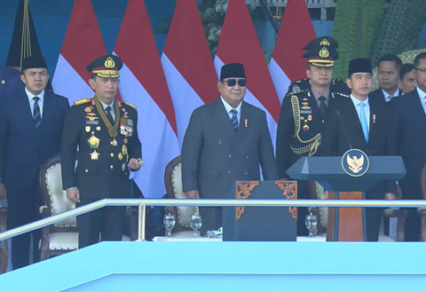 Presiden Prabowo Subianto saat menghadiri upacara Hari Bhayangkara di Satlat Brimob Cikeas, Jawa Barat, Rabu (1/7). Dok. YouTube Divisi Humas Polri