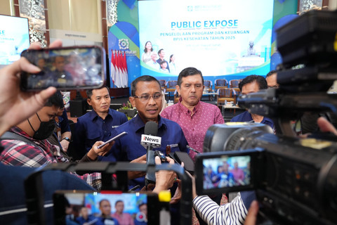 Direktur Utama BPJS Kesehatan, Prihati Pujowaskito dalam Public Expose Pengelolaan Program dan Keuangan BPJS Kesehatan Tahun 2025 yang diselenggarakan di Jakarta, Kamis (2/7). Foto: Dok.Istimewa