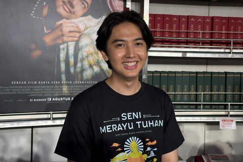 Aktor Ari Irham saat ditemui usai konpers film Seni Merayu Tuhan. Foto: Aprilandika Pratama/kumparan