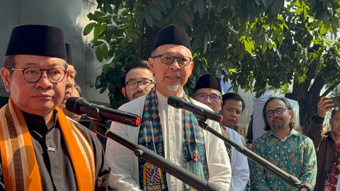 Kepala Dinas Lingkungan Hidup DKI Jakarta Dudi Gardesi Asikin saat memberikan keterangan usai membuka Jakarta Eco Future Fest 2026 di Balai Kota DKI Jakarta, Jumat (3/7/2026). Foto: Nauval Pratama/kumparan