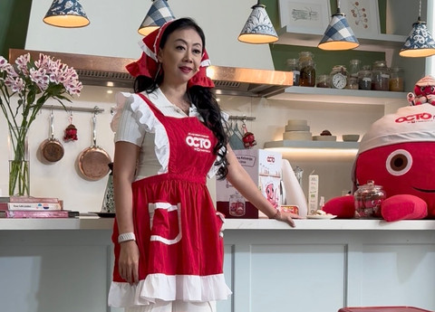 Asri Welas dalam acara media gathering OCTO Family dari CIMB Niaga di Jakarta Selatan, Kamis (2/7). Foto: kumparan/Eka Nurjanah
