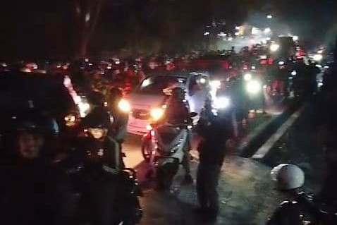Kemacetan dari kedua arah terjadi di kawasan wisata Puncak, Ciloto, Cipanas, Cianjur, Jawa Barat, Minggu (5/7/2026). Foto: Dok. Istimewa