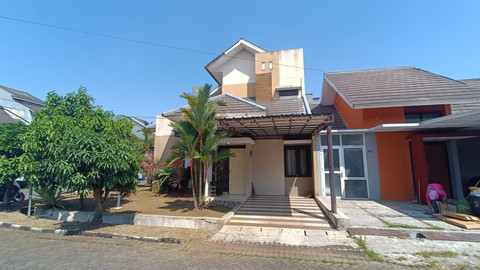 Suasana rumah Nadira di Jingga Residence Ciwastra, Kecamatan Rancasari, Kota Bandung saat didatangi pada Senin (6/7). Foto: Abisatya Ramdhani/kumparan