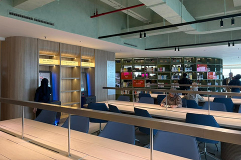 Suasana perpustakaan Jakarta Nyi Ageng Serang di Setiabudi, Jakarta Selatan, Selasa (7/7/2026). Foto: Nauval Pratama/kumparan