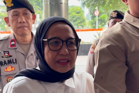 Kepala Badan Gizi Nasional Nanik S Deyang tiba di Gedung Merah Putih KPK, Jakarta, Selasa (7/7/2026). Foto: Kevin Daniel/kumparan