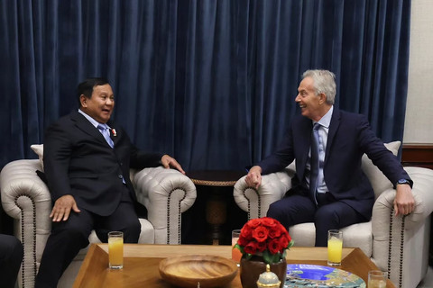 Presiden Prabowo Subianto menerima kunjungan mantan Perdana Menteri Inggris Tony Blair di kediaman pribadinya di Kertanegara, Jakarta, Senin (6/7/2026). Foto: Instagram/ @sekretariat.kabinet