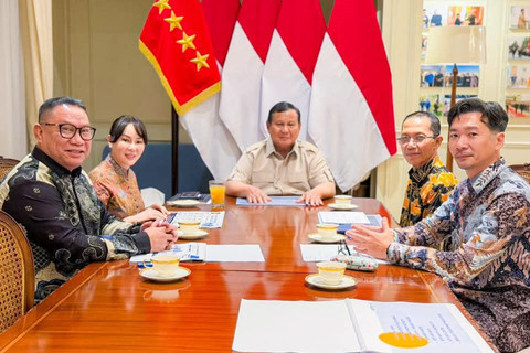 Presiden Prabowo Subianto menerima jajaran pimpinan BP Batam di kediaman pribadinya, Jalan Kertanegara, Jakarta, Minggu (5/7/2026). Foto: BP Batam