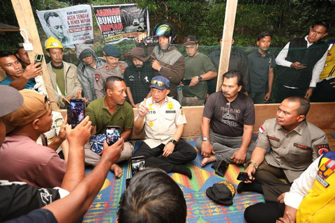 Warga Bener Meriah sampaikan terima kasih atas langkah Satgas PRR memperkuat Jembatan Enang-Enang guna menjamin akses warga, Selasa (7/7/2026).  Foto: Dok. Satgas PRR