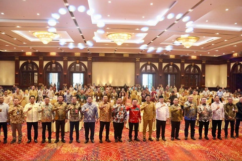 Wamendagri Akhmad Wiyagus minta Pemda perkuat tata kelola sawit melalui enam langkah strategis untuk dorong hilirisasi dan ekonomi daerah, Selasa (7/7/2026). Foto: Kemendagri RI