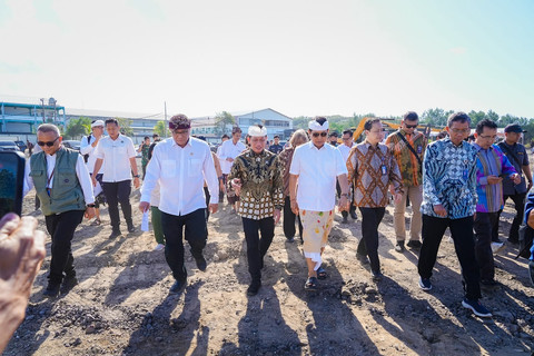 Bupati Badung I Wayan Adi Arnawa menghadiri peletakan batu pertama (groundbreaking) Pengolahan Sampah menjadi Energi Listrik (PSEL) Bali atau Denpasar Raya di kawasan Pelabuhan Benoa, Denpasar, Rabu (8/7/2026). Foto: Pemkab Badung
