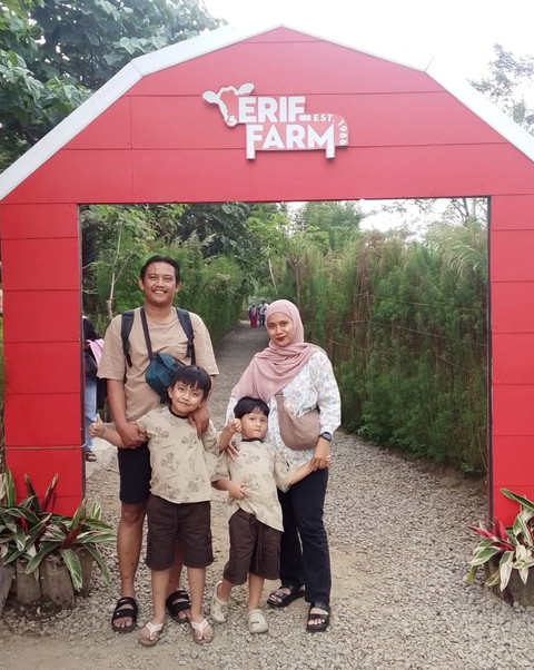 teman kumparanMOM Endah Novitasari dan Keluarga. Foto: kumparan