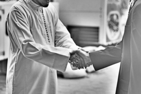 Ilustrasi memberi salam assalamualaikum. Foto: Seekerspath.co.uk