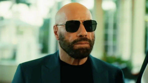 John Travolta di film The Gentleman Thief. Foto: Dok Vertical
