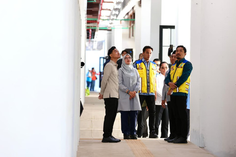 Wapres Gibran cek pasar di Banyuwangi. Foto: Dok. Setwapres