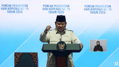 Presiden Prabowo Subianto memberikan sambutan saat menghadiri Hari Koperasi Nasional 2026 dengan tajuk "Koperasi Berdaya, Indonesia Berjaya" di Indonesia Arena, Jakarta, Minggu (12/7/2026). Foto: YouTube/ Sekretariat Presiden
