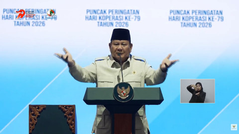 Presiden Prabowo Subianto memberikan sambutan saat menghadiri Hari Koperasi Nasional 2026 dengan tajuk "Koperasi Berdaya, Indonesia Berjaya" di Indonesia Arena, Jakarta, Minggu (12/7/2026). Foto: YouTube/ Sekretariat Presiden