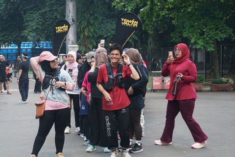 Komunitas Teman Jalan Panjang bersama Saykoji di Gelora Bung Karno (GBK), Jakarta, Senin (13/7/2026). Foto: Iqbal Firdaus/kumparan