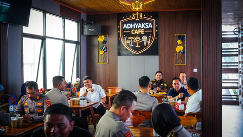 Kepala Kepolisian Resor (Polres) Bogor, AKBP Wikha Ardilestanto, S.H., S.I.K., M.Si., melanjutkan rangkaian kunjungan kerja strategisnya dengan menyambangi Kantor Kejaksaan Negeri (Kejari) Kabupaten Bogor di Cibinong, Selasa (14/07/2026). Foto: Dok. Istimewa