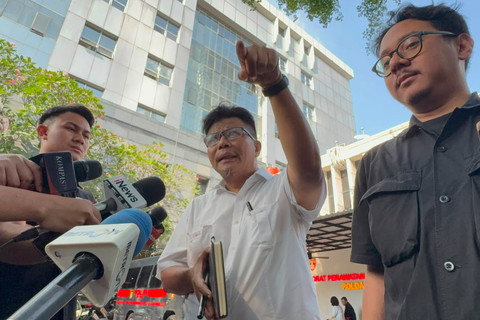 Pengacara Don Ritto, Handika Hanggowongso di Polda Metro Jaya, Selasa (14/7/2026). Foto: Rayyan Farhansyah/kumparan