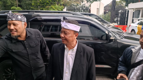 Sekretaris Daerah Provinsi Jawa Barat, Herman Suryatman usai Rapat Paripurna di DPRD Provinsi Jawa Barat, Selasa (14/7/2026). Foto: Abisatya/kumparan