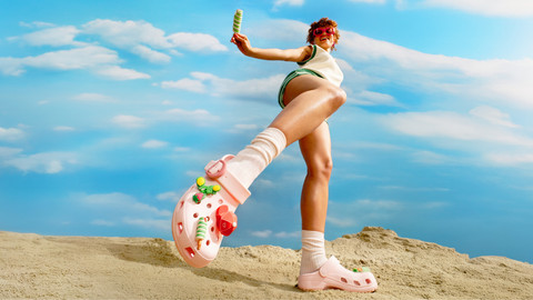 Crocs berkolaborasi dengan Wall's, hadirkan Jibbitz es krim edisi terbatas. Foto: Crocs