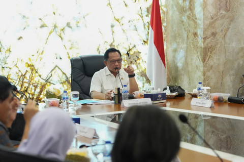 Mendagri Tito Karnavian tegaskan dukungan penuh Kemendagri dan Pemda dalam mengoptimalkan program Bantuan Stimulan Perumahan Swadaya (BSPS) bagi masyarakat kurang mampu, Rabu (15/7/2026). Foto: Kemendagri RI