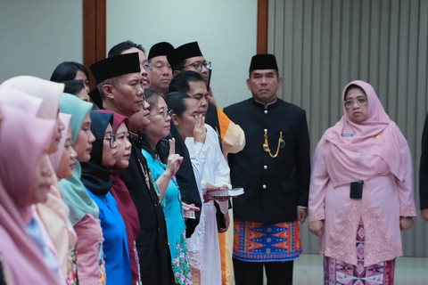 Gubernur DKI Jakarta Pramono Anung melantik 239 pejabat fungsional di lingkungan Pemerintah Provinsi (Pemprov) DKI Jakarta di Balai Agung, Balai Kota Jakarta, Rabu (15/7/2026). Foto: Pemprov DKI Jakarta