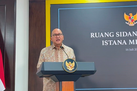 Menteri Investasi dan Hilirisasi Rosan Roeslani di Kantor Presiden, Kompleks Istana Kepresidenan, Jakarta, Kamis (16/7/2026). Foto: Zamachsyari/kumparan