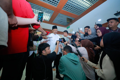 Mensos Saifullah Yusuf (Gus Ipul) tegaskan pentingnya konsolidasi data agar pemerintah dapat memberikan intervensi sosial yang tepat bagi masyarakat yang membutuhkan, termasuk keluarga pahlawan nasional, Kamis (16/7/2026). Foto: Kemendagri RI