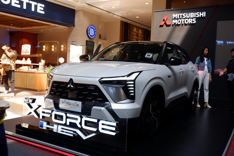 PT Mitsubishi Motors Krama Yudha Sales Indonesia (MMKSI) resmi meluncurkan Mitsubishi Xforce HEV (Hybrid Electric Vehicle) di Mall Kota Kasablanka, Jakarta, Kamis (16/7/2026). Foto: Sena Pratama/kumparan
