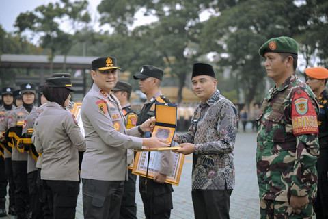 Peluncuran Gerakan "Jaga Rawat Jawa Barat" di Lapangan Apel Mapolda Jabar, Jumat (17/7/2026). Foto: Dok. Polda Jabar