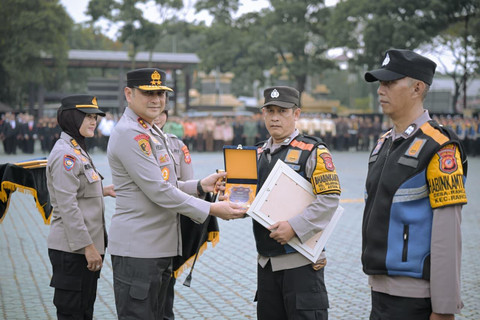 Peluncuran Gerakan "Jaga Rawat Jawa Barat" di Lapangan Apel Mapolda Jabar, Jumat (17/7/2026). Foto: Dok. Polda Jabar