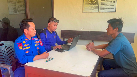 Polres Kepulauan Selayar menyelidiki kasus KM Nurul Salsa, kapal yang tenggelam di perairan barat Pulau Polassi, Kecamatan Bontosikuyu, Kabupaten Kepulauan Selayar, Sulawesi Selatan. Foto: Dok. Istimewa