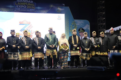 Sekjen Kemendagri Tomsi Tohir jadikan HUT ke-344 Kota Bandar Lampung sebagai momentum untuk akselerasi pertumbuhan ekonomi daerah melalui penguatan UMKM, Sabtu (18/7/2026). Foto: Dok. Kemendagri