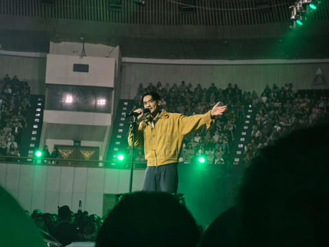 Afgan gelar konser tunggal 'Retrospektif: The Concert' di Plenary Hall, Jakarta International Convention Center (JICC), Sabtu (18/7/2026). Foto: Adisty Putri Utami/kumparan