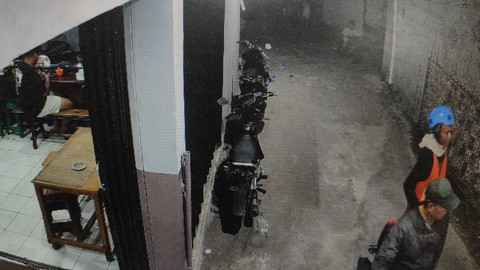 Rekaman CCTV pencurian BTS yang diungkap Resmob Bareskrim Polri. Foto: Dok. Istimewa