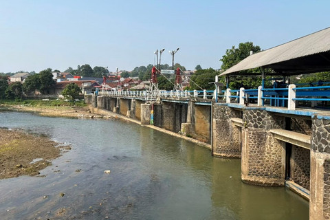 Kondisi debit air di Bendung Katulampa, Kota Bogor, Jawa Barat, Minggu (19/7/2026). Foto: Nauval Pratama/kumparan