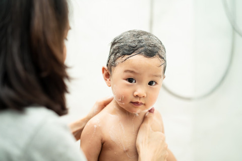 Ilustr/Sasi anak mandi. Foto: Hananeko_Studio/Shutterstock