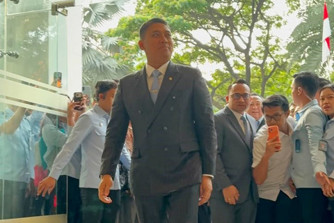 Kepala Badan Gizi Nasional (BGN) Sudaryono saat tiba perdana di Kantor BGN, Jakarta Pusat, Rabu (22/7/2026). Foto: Nauval Pratama/kumparan