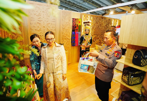 Kapolri Jenderal Polisi Listyo Sigit Prabowo  menghadiri Bazar Kreasi Bhayangkari Nusantara 2026 di Jakarta Convention Center (JCC), Senayan, Rabu (22/7/2026). Foto: Polri