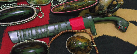 Gambar 3. Golok Full Tanduk Kepala Macan
