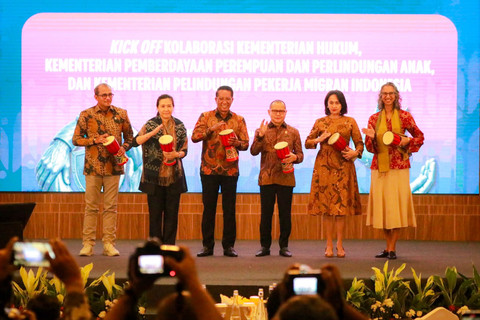 Menteri Hukum Supratman Andi Agtas luncurkan pelatihan teknis bagi aparatur penegak hukum guna pastikan implementasi KUHP dan KUHAP baru yang berperspektif korban kelompok rentan, Kamis (23/7/2026). Foto: Badan Pembinaan Hukum Nasional