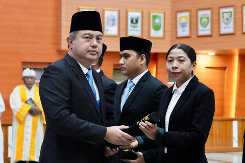 Sekjen Kemendagri Tomsi Tohir menghadiri Pelantikan Pejabat Administrator, Pejabat Pengawas, dan Pejabat Fungsional di Lingkungan Kemendagri di Kantor Kemendagri, Jakarta, Jumat (24/7/2026). Foto: Dok. Kemendagri