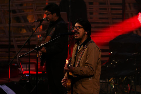 Musisi Bilal Indrajaya tampil dalam BRI Jazz Gunung Bromo di Amphitheater Jiwa Jawa Resort Bromo, Probolinggo, Jawa Timur, Jumat (24/7/2026). Foto: Syawal Febrian Darisman/kumparan