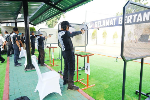 Kapolri Jenderal Listyo Sigit Prabowo mengadakan kegiatan Kapolri Cup Shooting Championship Di Lapangan Hoegeng Iman Santoso, Mako Brimob, Kelapa Dua, Depok, Sabtu (25/7/2026). Foto: Dok. Istimewa