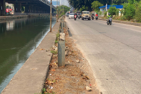 Kondisi terkini "Baut Nakal" yang sudah tidak terlihat di Jalan Inspeksi Kalimalang, Bekasi, Sabtu (25/7/2026). Foto: Aditya Nugraha/kumparan