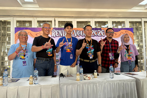 Pentas seni SMA Labschool Cirendeu RENDEZVOUS 2026 di Istora Senayan, Jakarta Pusat, Sabtu (25/7/2026). Foto: Salsha Okta Fairuz/kumparan