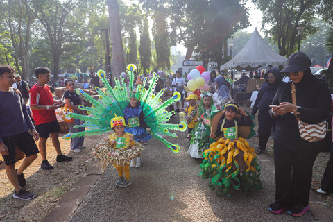 Keseruan Pawai Cilik pada kumparanMOM Festival Hari Anak 2026 di Ex Taman Anggrek, GBK, Jakarta, Sabtu (25/7/2026). Foto: kumparan